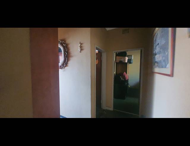 3 BEDROOM HOUSE FOR SALE IN RENSBURG